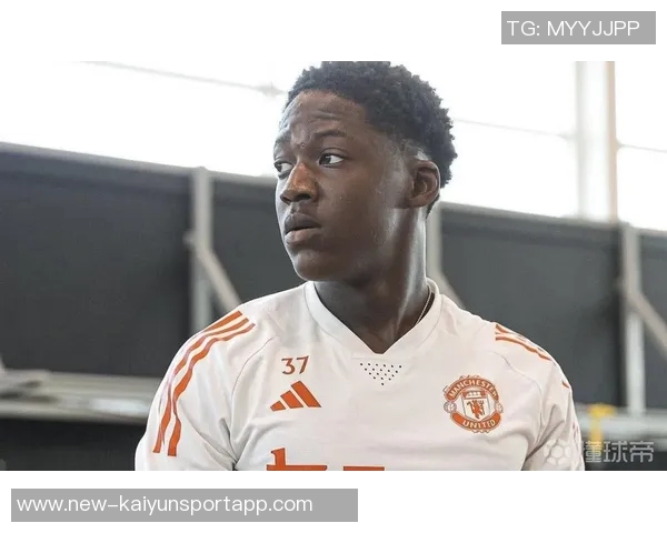 电讯报：梅努引发十多队关注曼联内部对其现状深感忧虑