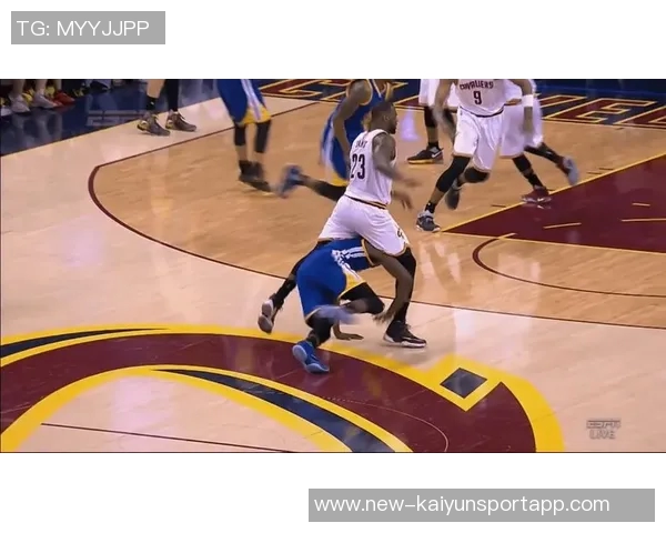 格里芬称詹姆斯无球表现如追梦般灵动持续移动为队友创造机会