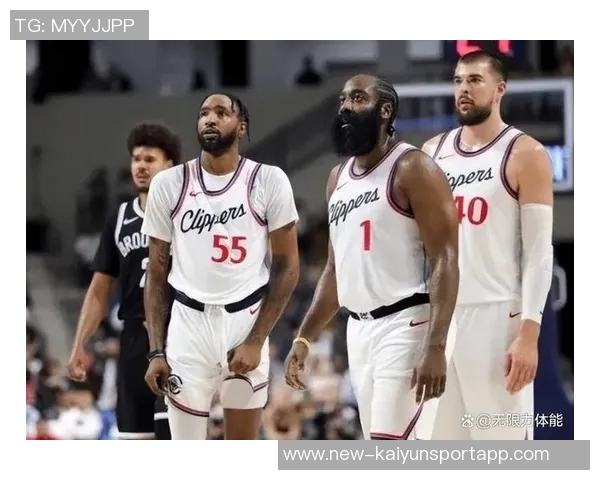 快船迎战骑士小卡复出首发搭档哈登科林斯祖巴茨邓恩全力争胜